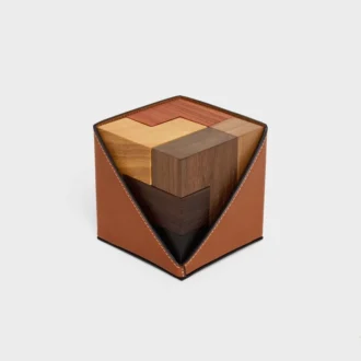 Ahşap ve Doğal Dana Derisi Kılıflı Puzzle Küp