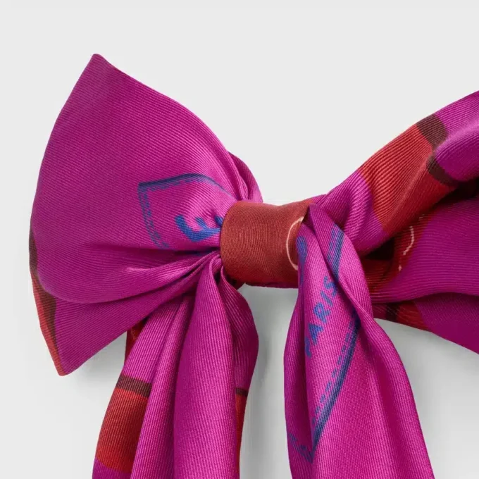 CELINE Büyük Kurdele Saç Tokası, İpek ve Çelik CELINE Büyük Kurdele Saç Tokası, İpek ve Çelik
