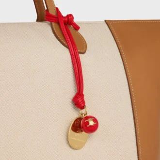 CELINE Madalyon Charm, Pürüzsüz Kuzu Derisi ve Metal
