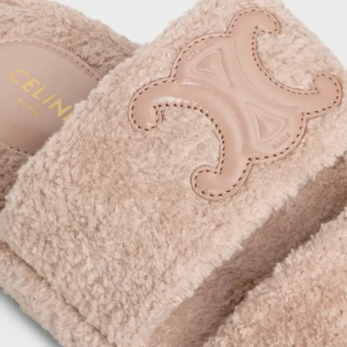 CELINE Slides Triomphe, Sünger Kumaş CELINE Slides Triomphe, Sünger Kumaş