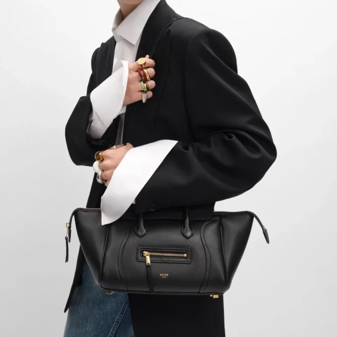 Damarlı Dana Derisinden Küçük Luggage Damarlı Dana Derisinden Küçük Luggage