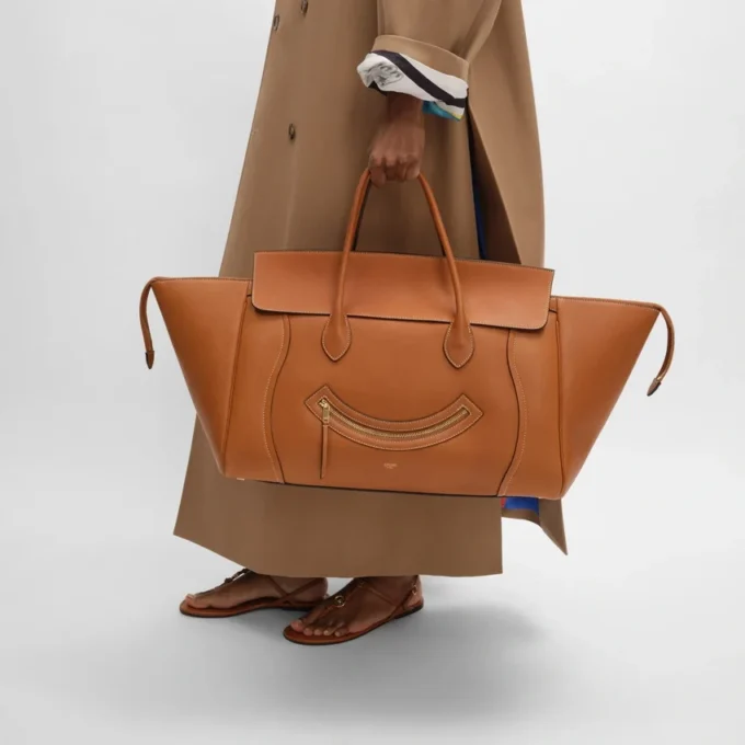 Doğal Esnek Dana Derisinden Big Smile Luggage Doğal Esnek Dana Derisinden Big Smile Luggage