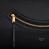 Esnek Parlak Kuzu Derisi Big Smile Luggage Esnek Parlak Kuzu Derisi Big Smile Luggage