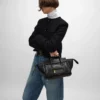 Esnek ve Parlak Kuzu Derisinden Küçük Luggage Esnek ve Parlak Kuzu Derisinden Küçük Luggage