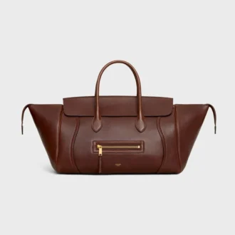 Esnek ve Parlak Kuzu Derisinden Luggage
