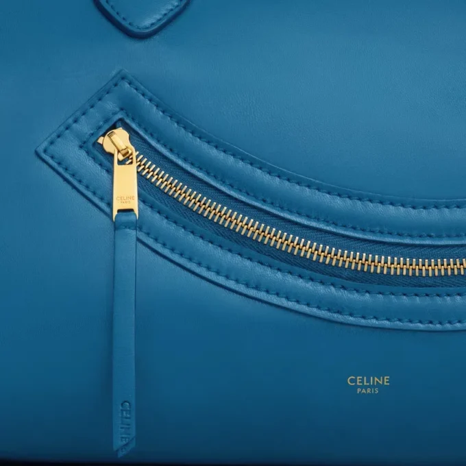 Parlak Dana Derisinden Big Smile Luggage Parlak Dana Derisinden Big Smile Luggage