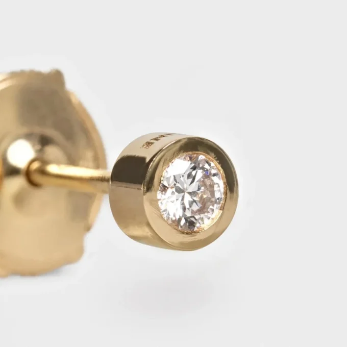 Sarı Altın ve Pırlantalı CELINE Sentimental Brillant Küpe Sarı Altın ve Pırlantalı CELINE Sentimental Brillant Küpe