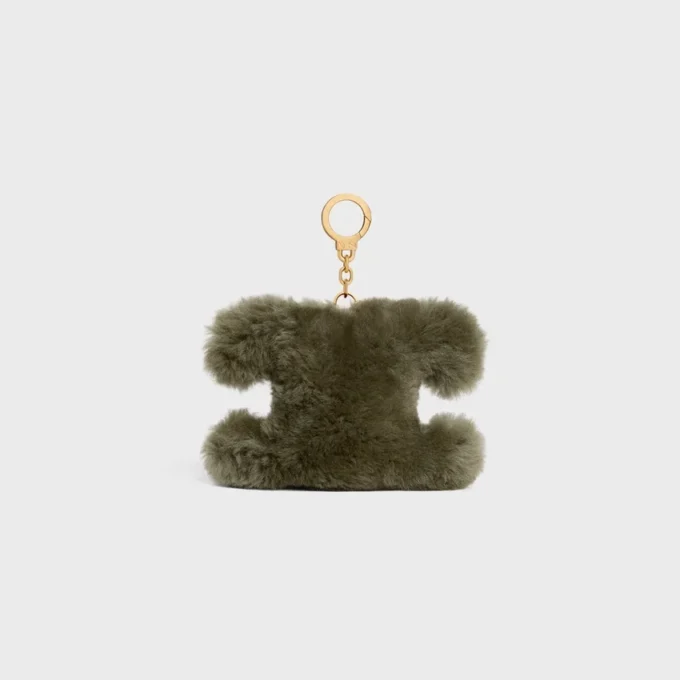 Shearling ve Dana Derisinden Triomphe Ponpon Charm Shearling ve Dana Derisinden Triomphe Ponpon Charm