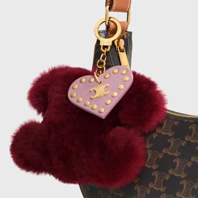 Shearling ve Dana Derisinden Triomphe Ponpon Charm