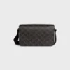 Triomphe Canvas ve Dana Derisi Flap Messenger Çanta Triomphe Canvas ve Dana Derisi Flap Messenger Çanta